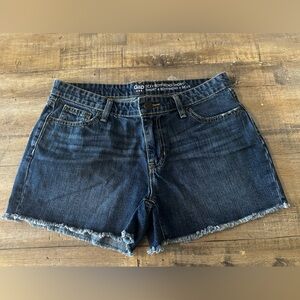 Gap, size 4, never worn, GAP sexy boyfriend short